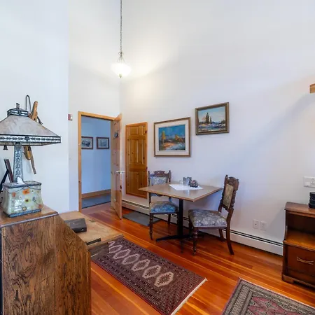 Beaujolais Boutique B&B At Thea'S House- Adults Only-3