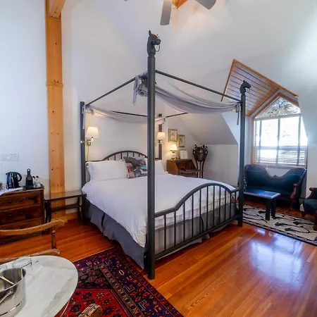 Beaujolais Boutique B&B At Thea'S House- Adults Only-3